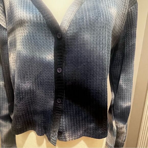 Sage the Label Anthropologie Navy Blue Tie-Dye Waffle Knit Cardigan size medium - Picture 7 of 10